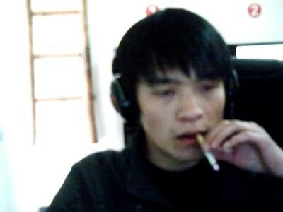 凝视那片天的第一张照片--陆良蓝颜知己交友网